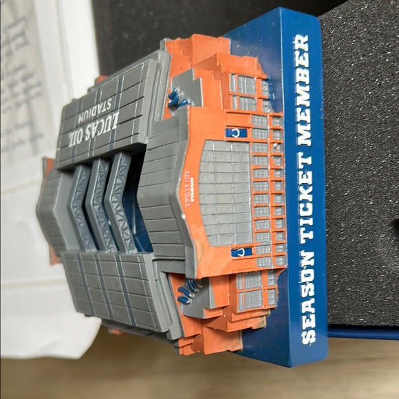 Lucas Oil Stadium Model - Picture 5 of 5